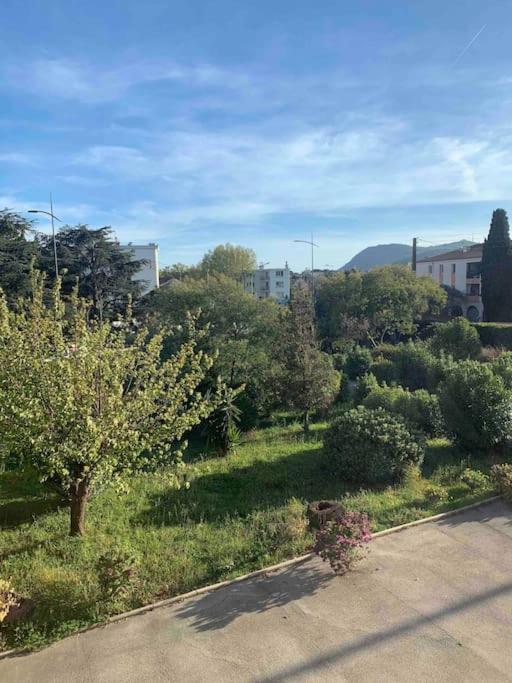 Appartement Familial En Bord De Mer La Seyne-sur-Mer Exterior photo